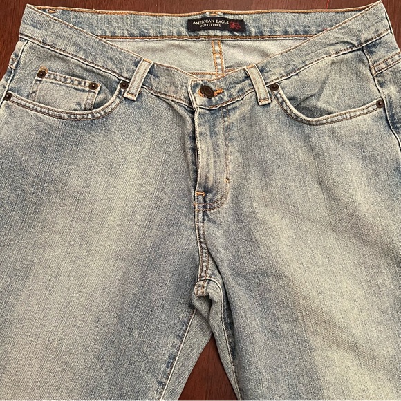 American Eagle Light Wash Flare Denim Jeans - Picture 4 of 13